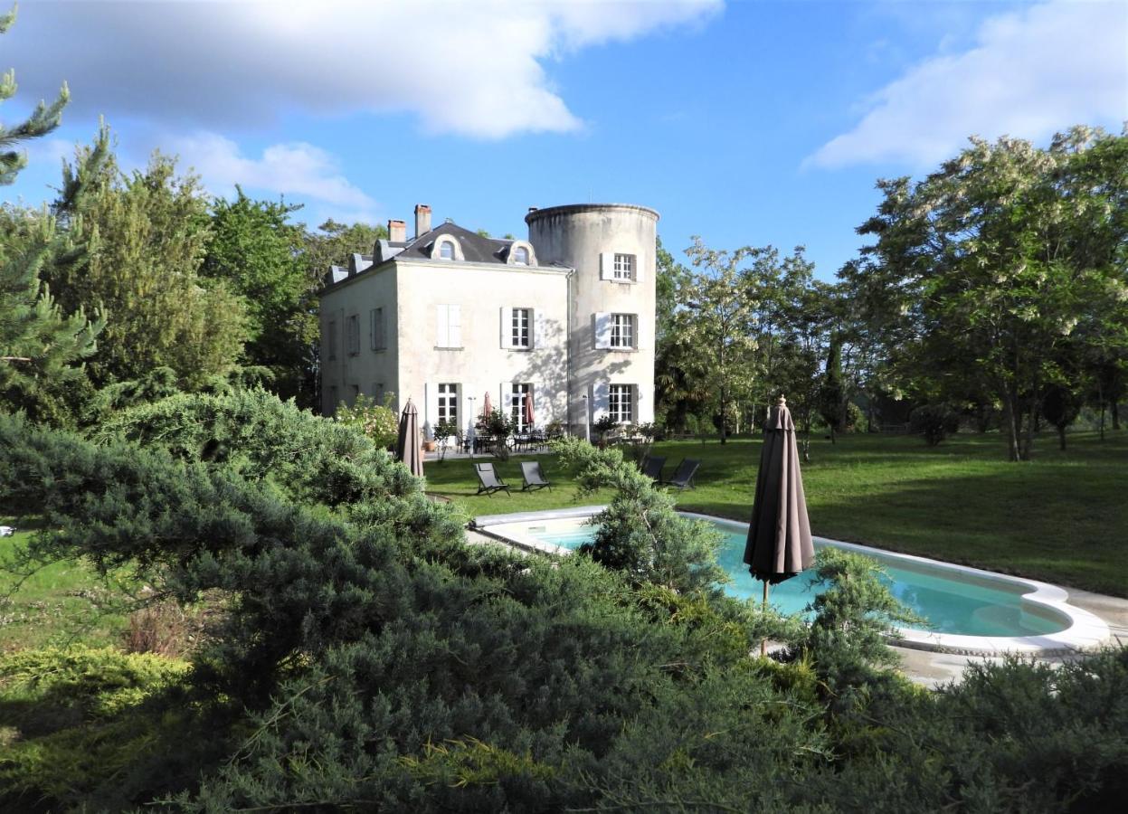 Château de la Comtesse Saint-Martin-Petit Extérieur photo