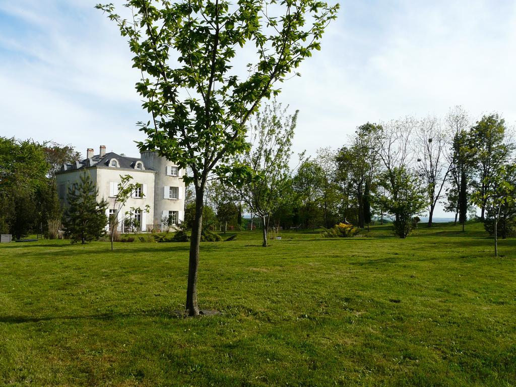 Château de la Comtesse Saint-Martin-Petit Extérieur photo